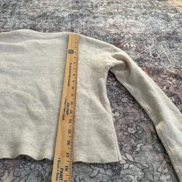 BRODIE Fine Cashmere Cropped Crew Neck Long Sleeve Sweater Light Beige Size S - Picture 5 of 6